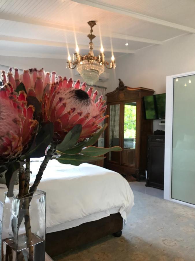 Loerie Hide Bed and Breakfast East London Exteriör bild